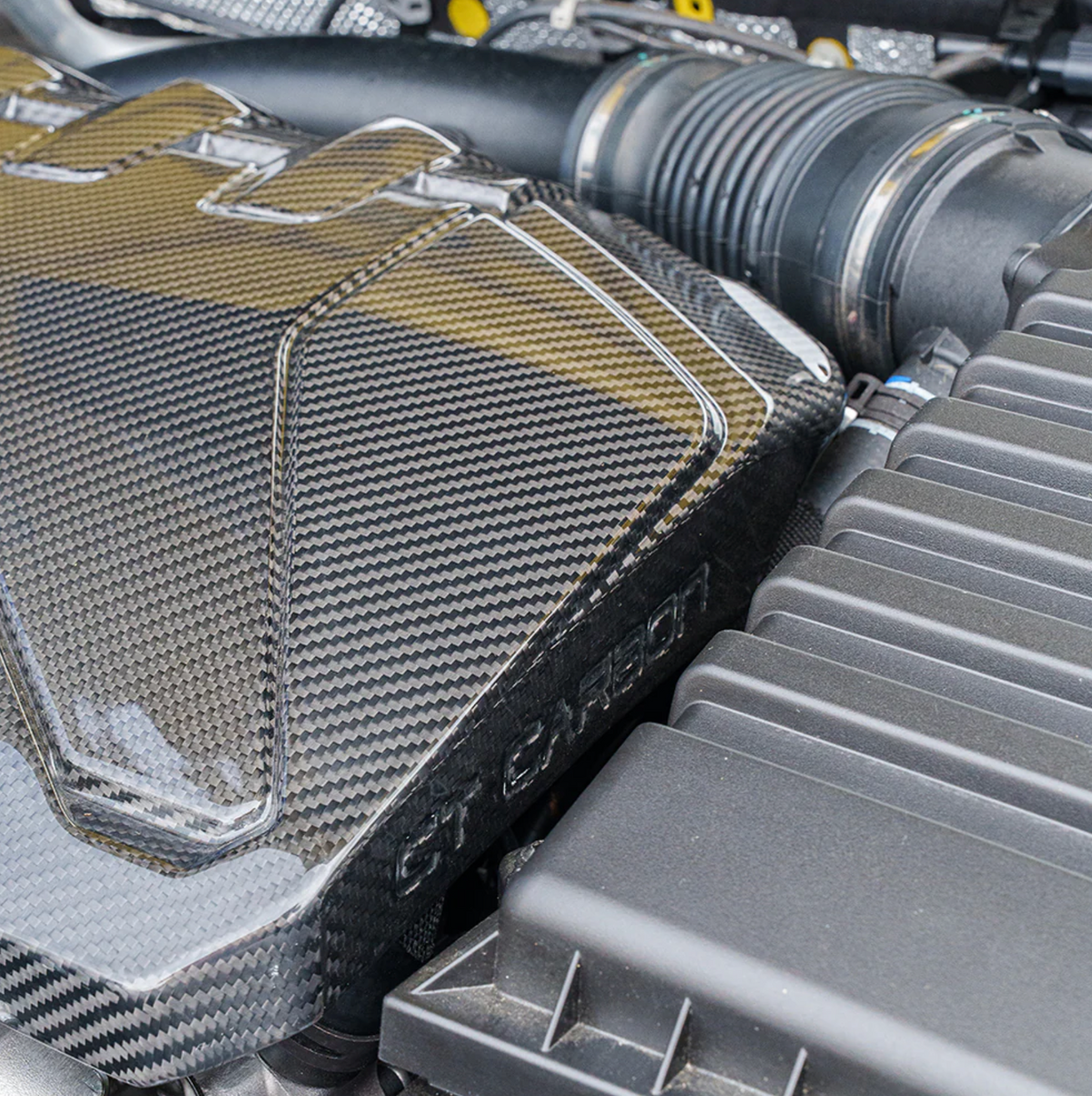Audi RS3 8Y Facelift Carbon Engine Cover V2 – CT Design
