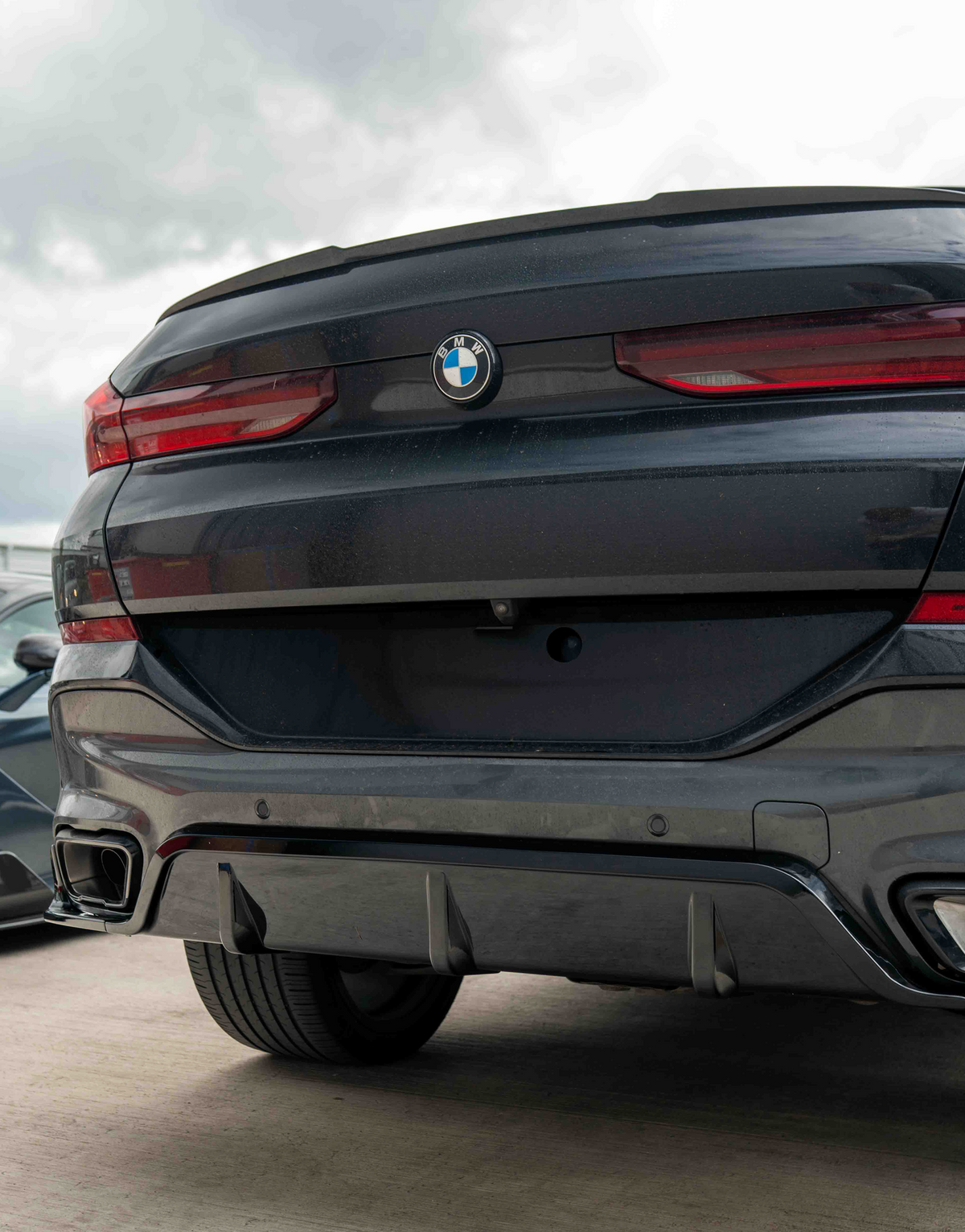 BMW X6 G06 Pre-Facelift Gloss Black Kit – CT Design | DTC Certificate