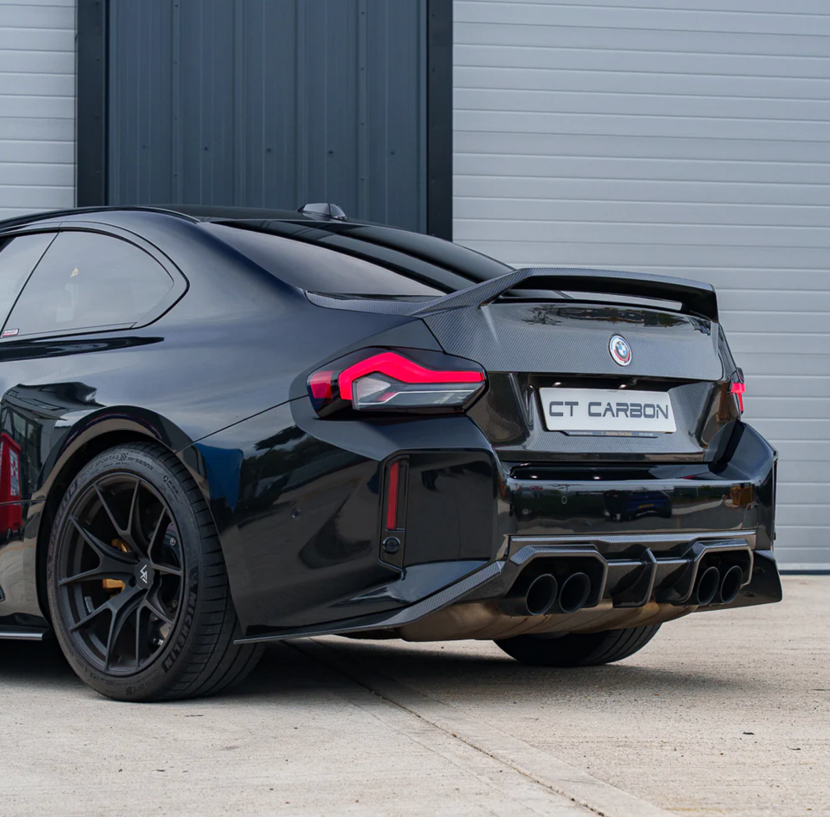 BMW M2 G87 / 2 Series G42 Carbon Tailgate with Spoiler – CT Design