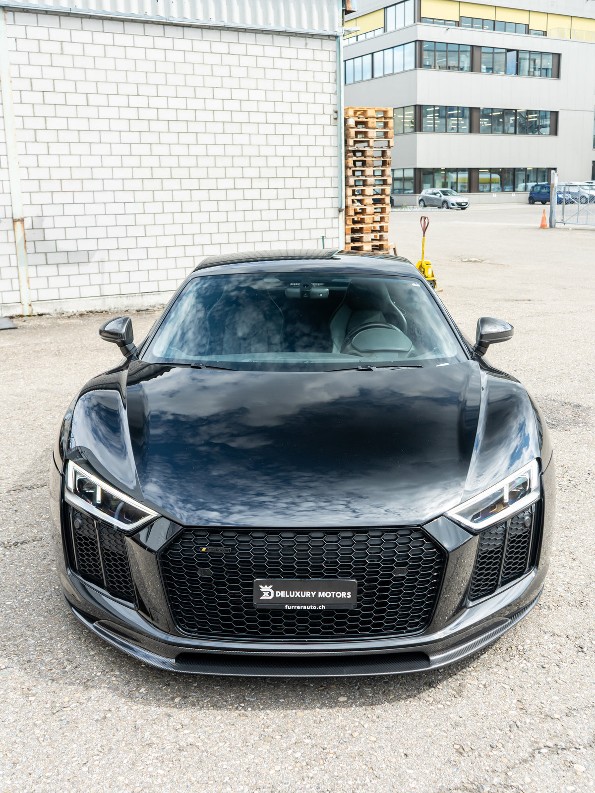 Audi R8 Pre-Facelift Carbon Kit – CT Design | DTC Certificate