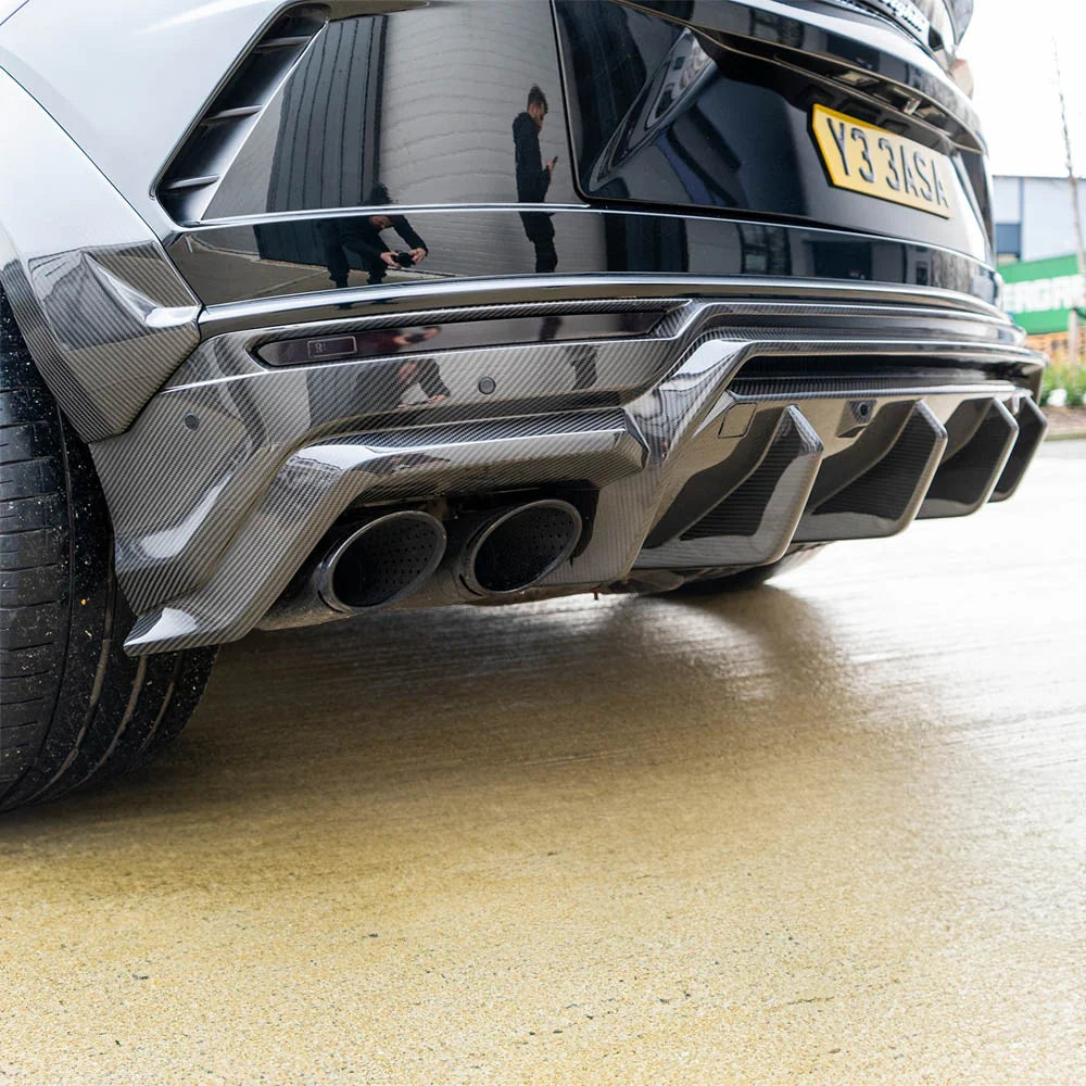 Lamborghini Urus Carbon Kit CT Design