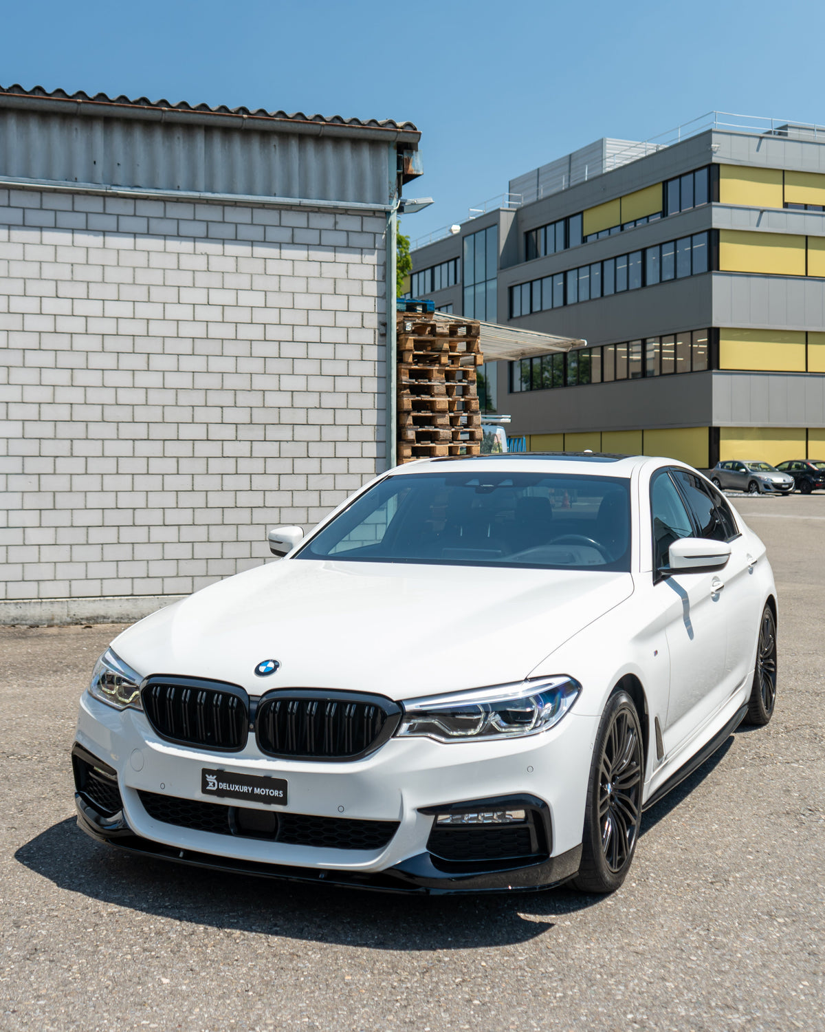 BMW 5 Series G30 Gloss Black Kit V2 – CT Design | DTC Certificate