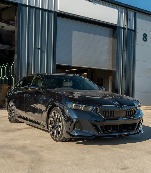 BMW 5 Series G60 & i5 Gloss Black Front Lip – CT Design
