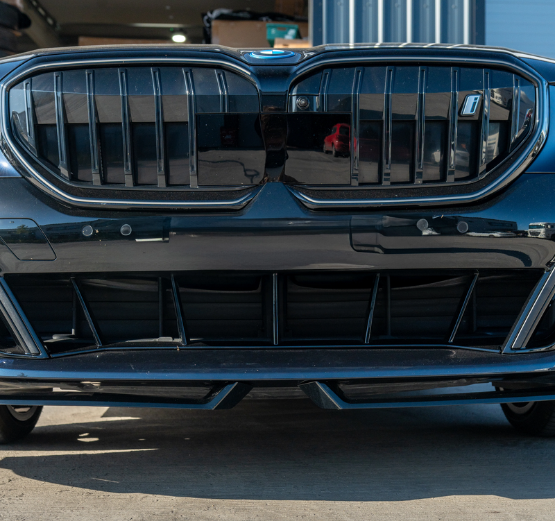 BMW 5 Series G60 & i5 Gloss Black Front Lip – CT Design