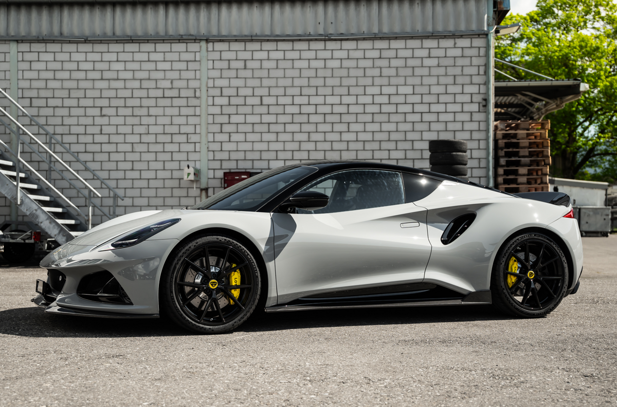 Lotus Emira Carbon Kit – CT Design | DTC Certificate