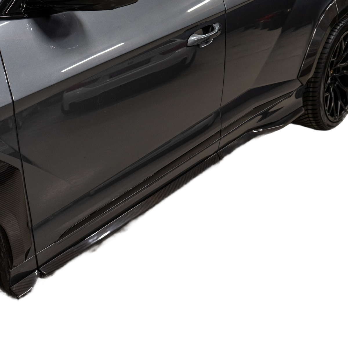 Lamborghini Urus Carbon Side Skirts – CT Design
